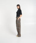 Pantaloni in crêpe con stampa animalier #marrone