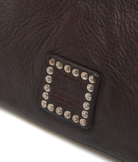 Pochette in pelle martellata #marrone