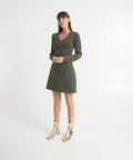 Maglione con bottoni decorativi #verde