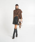 Poncho con monogramma #marrone