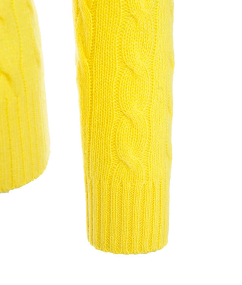 Maglione in lavorazione intrecciata #giallo